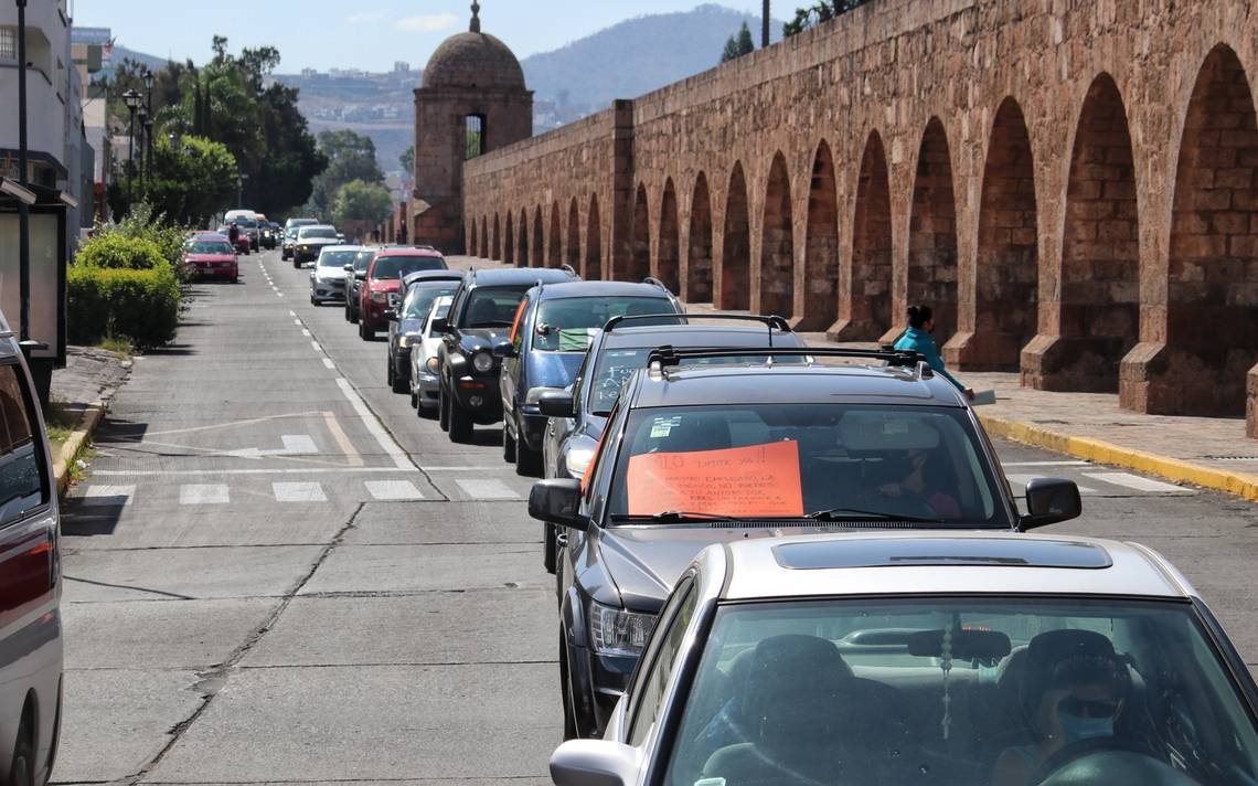 Caravana de autos en Morelia ciudadanos piden la dimisi n de